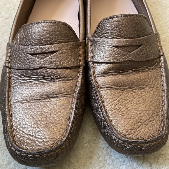 Cole Haan gold driving loafers Sz 6 pebbled leather - Picture 2 of 9